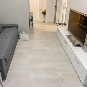 https://milano-brera-moscova-white-apartment.it-lombardy.com